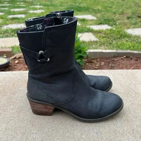 Teva Foxy Nubuck Mid Calf Leather Boots