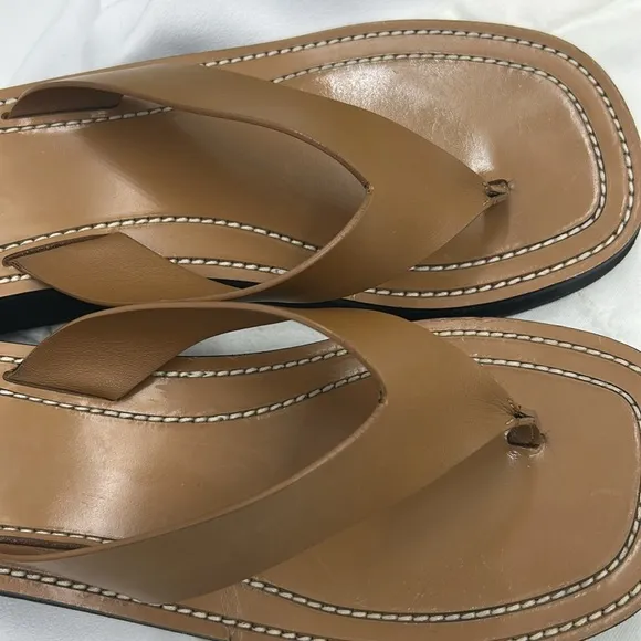The Row Ginza Leather Thong Sandals - Caramel - Size 10.5