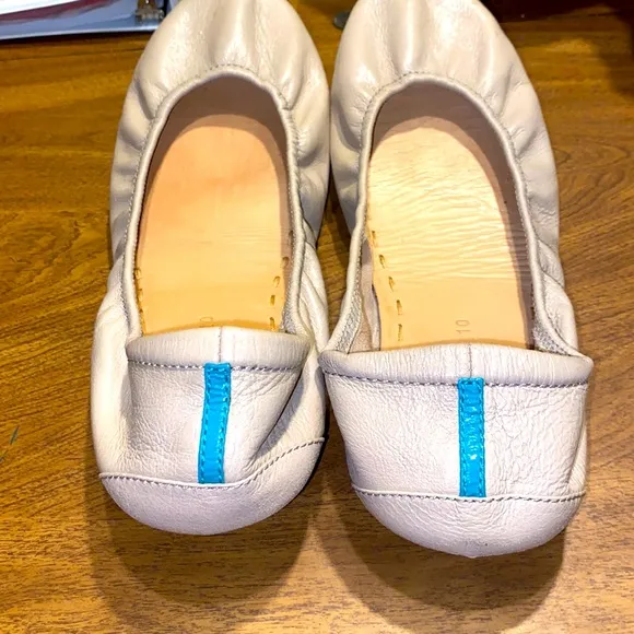 Tieks Women's Feather Grey Italian Leather Ballet Flats size 10