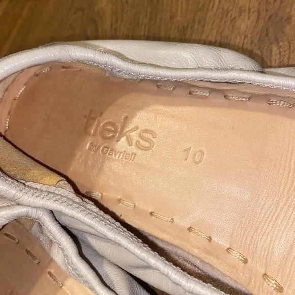 Tieks Women's Feather Grey Italian Leather Ballet Flats size 10