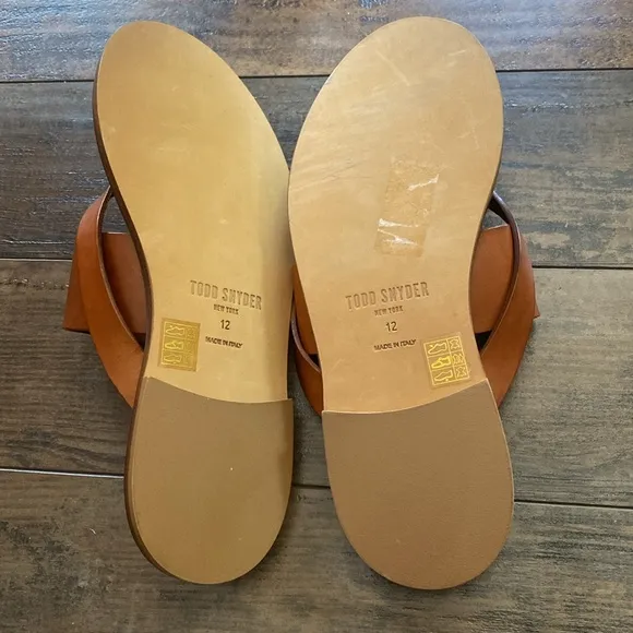 Todd Snyder Tuscan Leather Thong Crosscourt Sandals in Warm Cognac Sz 12