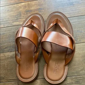 Todd Snyder Tuscan Leather Thong Crosscourt Sandals in Warm Cognac Sz 12