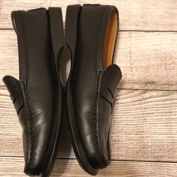 Tods leather black loafers  Size 8 1/2