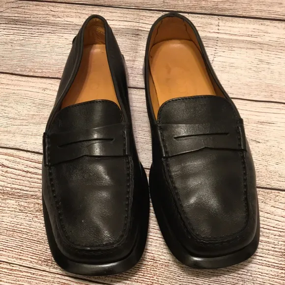 Tods leather black loafers  Size 8 1/2