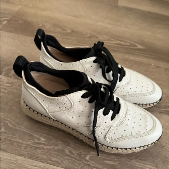 Tod's Woman Espadrilles White Size 7 Leather