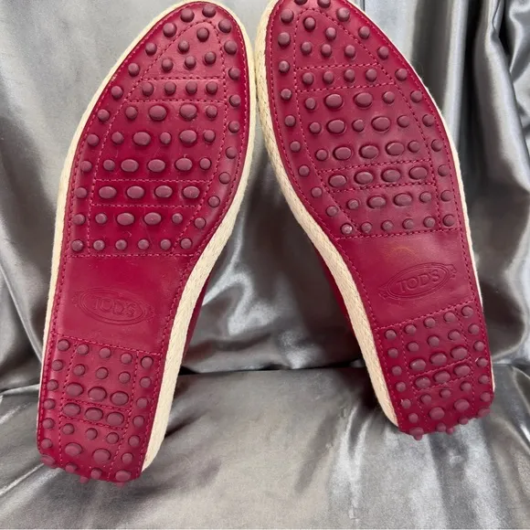 Tod’s Women’s 6.5 Espadrilles Ruby Red Leather Gold Pokka Dot Preppy Spring Shoe
