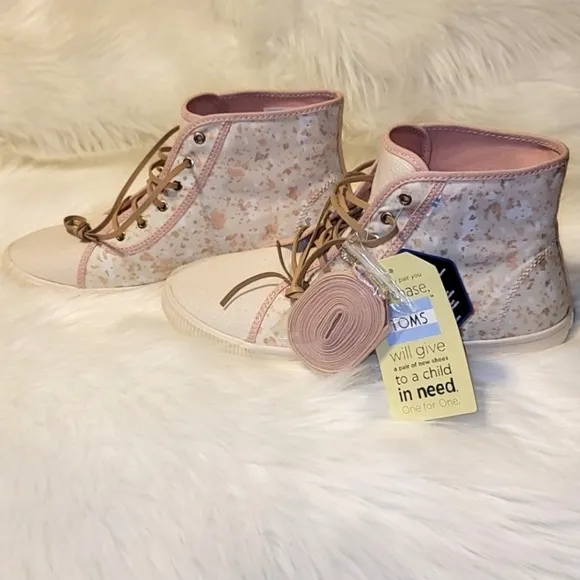 TOMS Camarillo Ortholite Floral High Top Sneakers