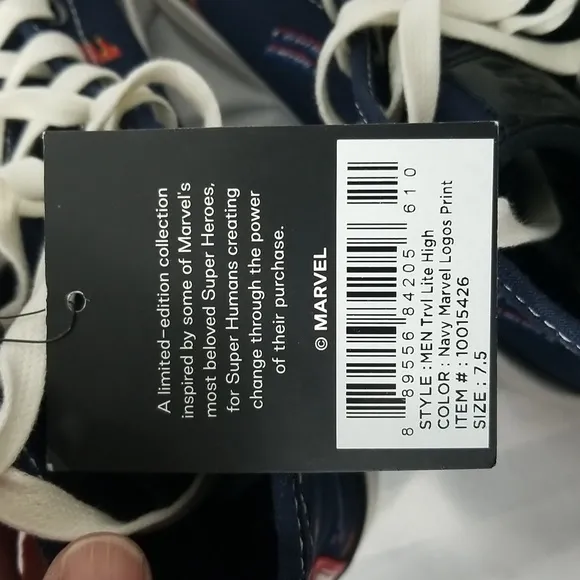 TOMS X MARVEL NAVY TRAVEL LITE HIGH TOP SNEAKER SIZE 7.5 MENS