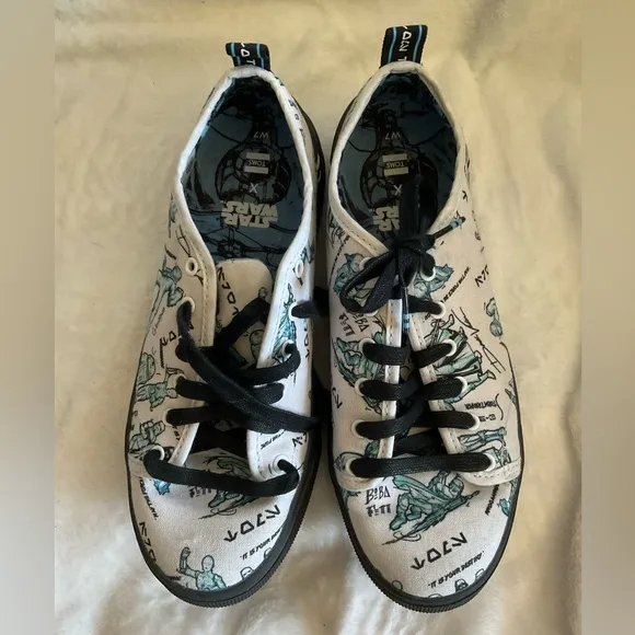 TOMS X Star Wars Character Sketch Print Travel Lite Low Sneakers Sz W 7