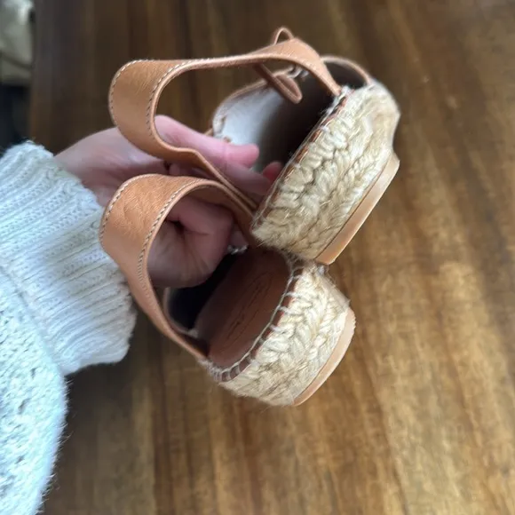 Toni Pons Nuria Suede Sandal 39