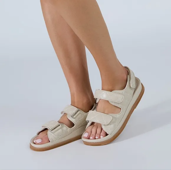 Tony Bianco Hiranni Vanilla Sheep Nappa Quilted Sandals