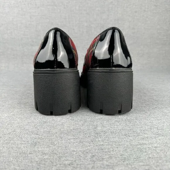 Torrid x Betsey Johnson Loafers Womens 9.5WW Red Black Tartan Plaid Chunky Y2K