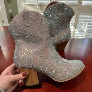 Torrid Embellished Western Bootie (WW) Size 8 NWT