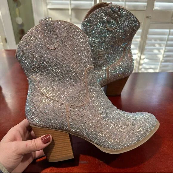 Torrid Embellished Western Bootie (WW) Size 8 NWT