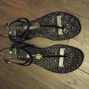Tory Burch &quot;Marion&quot; Black Leather Quilted Thong Sandals