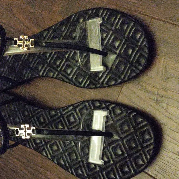 Tory Burch &quot;Marion&quot; Black Leather Quilted Thong Sandals