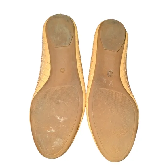 Tory Burch Beige Patent Leather Logo Ballet