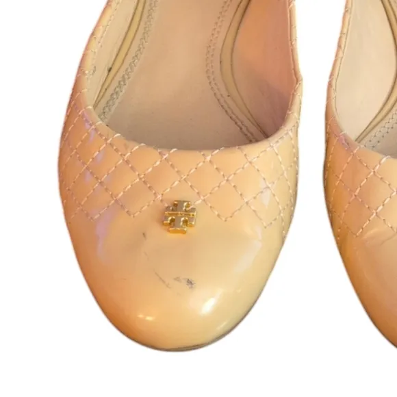 Tory Burch Beige Patent Leather Logo Ballet