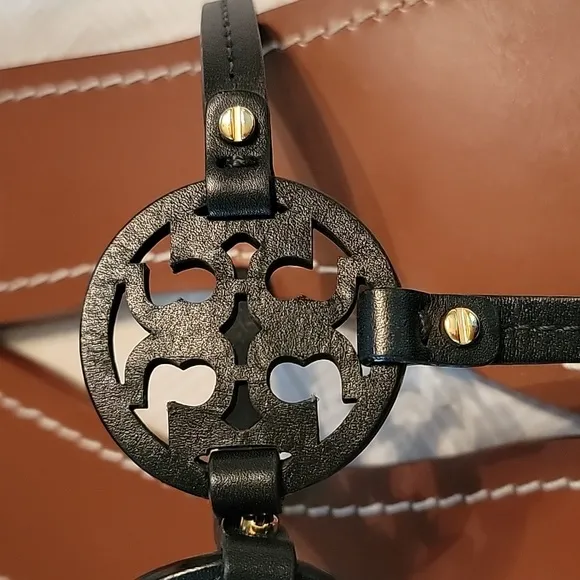 TORY BURCH BLACK GABRIEL THONG SANDALS
