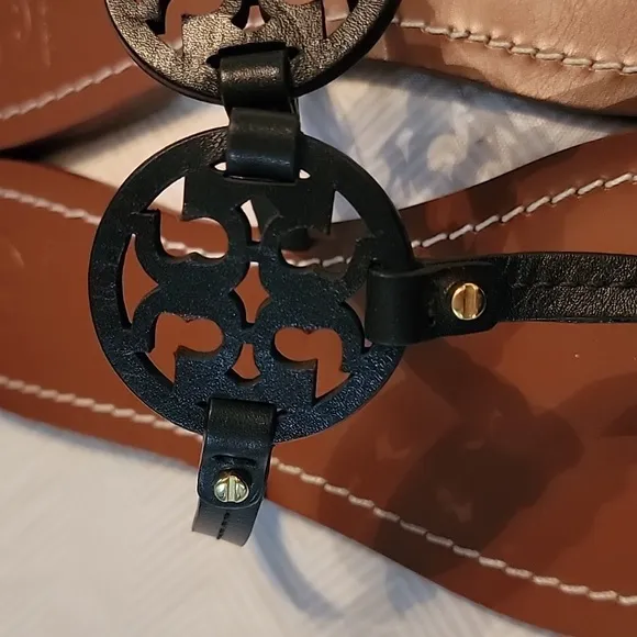 TORY BURCH BLACK GABRIEL THONG SANDALS