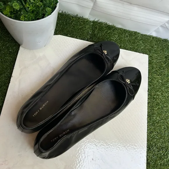 Tory Burch Black Leather Ballet Flats CAP-TOE BALLET size 11 gently used