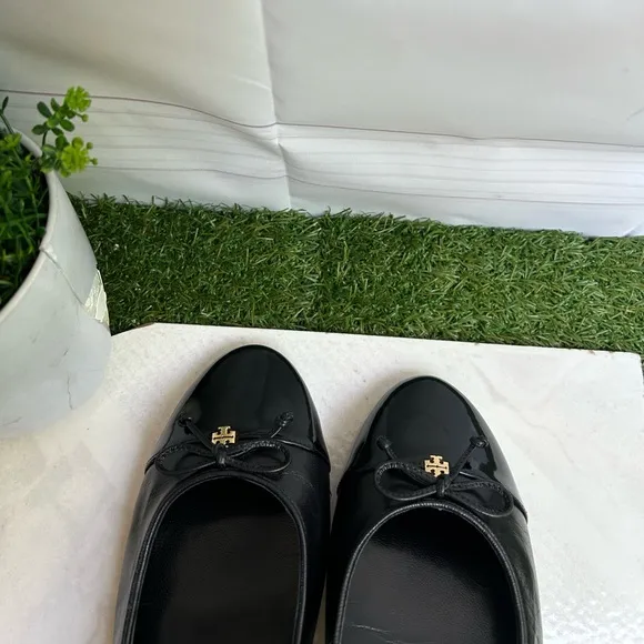 Tory Burch Black Leather Ballet Flats CAP-TOE BALLET size 11 gently used