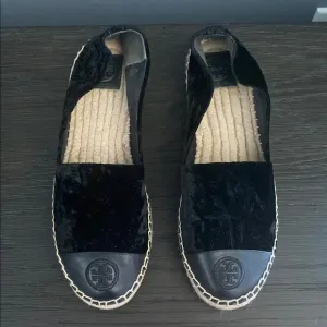Tory Burch Black Leather Velvet Espadrilles 9