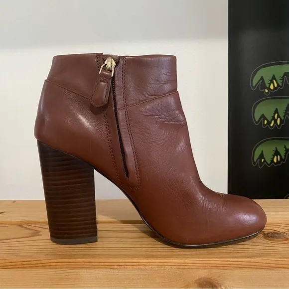 Tory Burch Brown Leather Fulton Zip Ankle Boots Booties