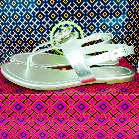 Tory Burch Claire Flat Thong Sandals in Gold