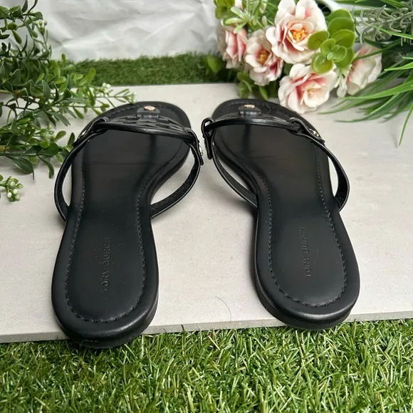 TORY BURCH Miller black leather Sandals size 7 women thong summer sandals