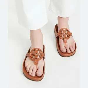Tory Burch Miller Cloud🍂🍁aged Camello size 8 womens like new