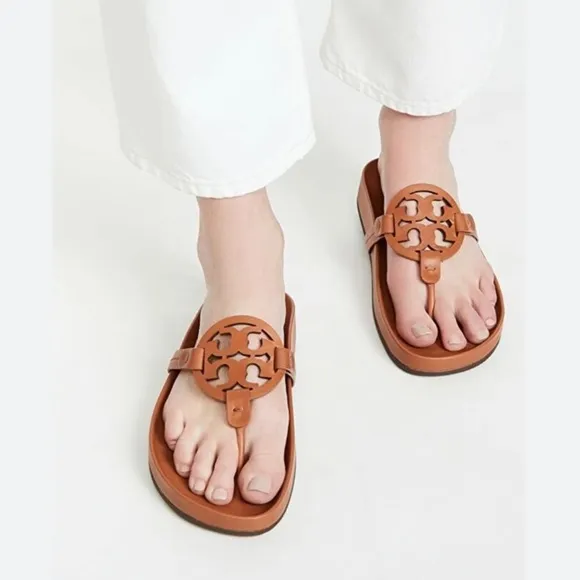 Tory Burch Miller Cloud🍂🍁aged Camello size 8 womens like new