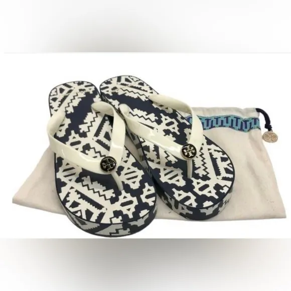 Tory Burch navy blue and ivory platform thong sandals size 8.5 NWOT