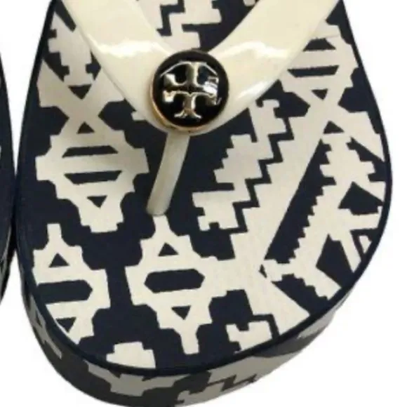 Tory Burch navy blue and ivory platform thong sandals size 8.5 NWOT