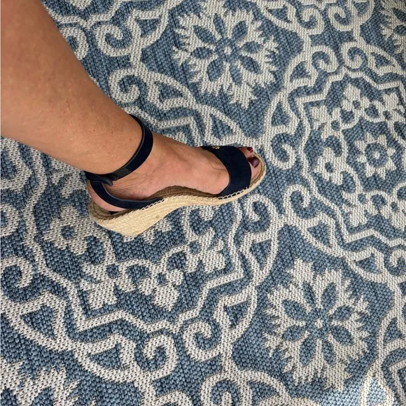 Tory Burch Navy suede Espadrille with ankle strap size 8.5. Gold hardware.