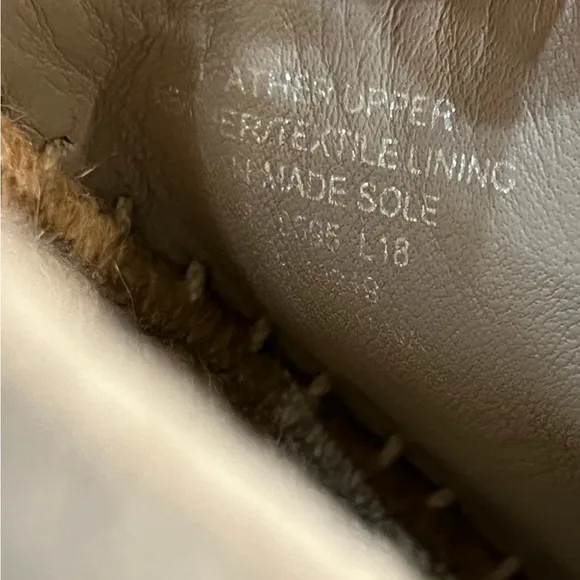 Tory Burch Sidney Espadrille Flats Gray Suede Leather Trim Front Logo Size 9 EUC