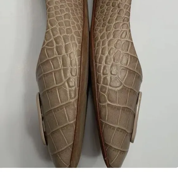 Tory Burch Tan Flats with Square Toe and Logo