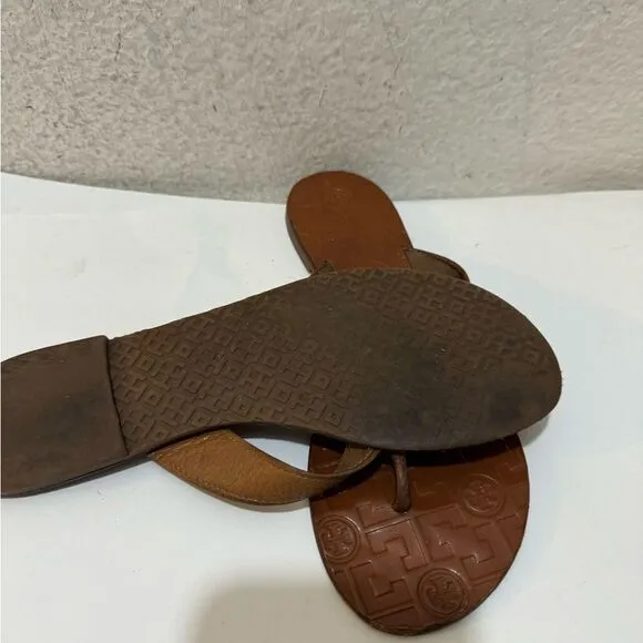 Tory Burch Thora thong tumbled leather sandals in royal tan gold logo women's 8