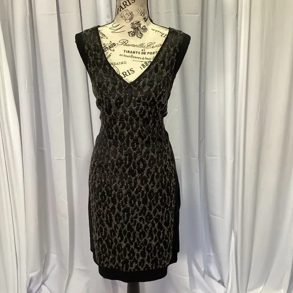 Trina Turk Black Sleeveless Sheath Dress EUC Size 12
