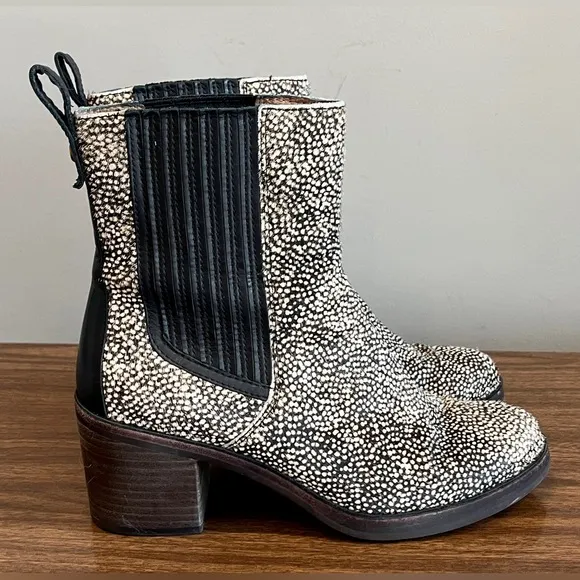 Ugg ‘Camden Exotic’ Black &amp; White Pony Hair Micro Polka Dotted Boots, Size 7