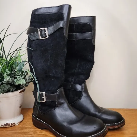 Ugg Dunwich Boots Size 7 Black HTF Suede Sheepskin Adjustable Calf Sherpa Tall