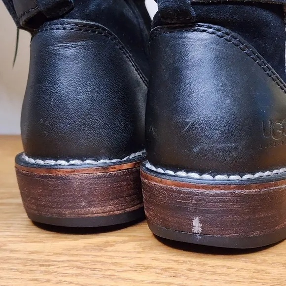 Ugg Dunwich Boots Size 7 Black HTF Suede Sheepskin Adjustable Calf Sherpa Tall