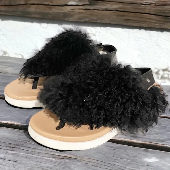 Ugg Girls Size 4 Black Fluffy Velcro Ankle Strap Sandals