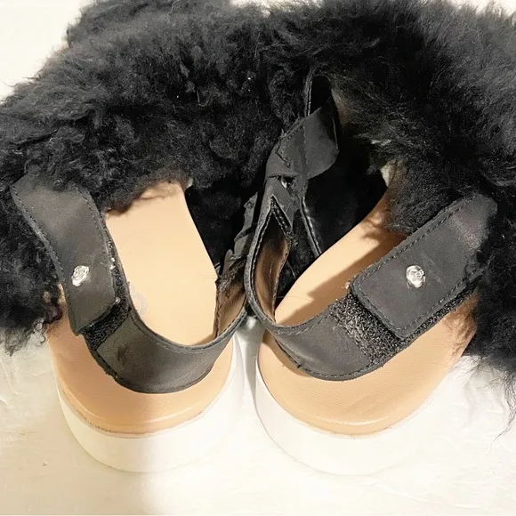 Ugg Girls Size 4 Black Fluffy Velcro Ankle Strap Sandals