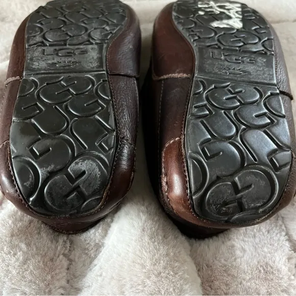UGG Men’s Ascot Matte Brown Loafers with Plush Lining and Flexible Sole