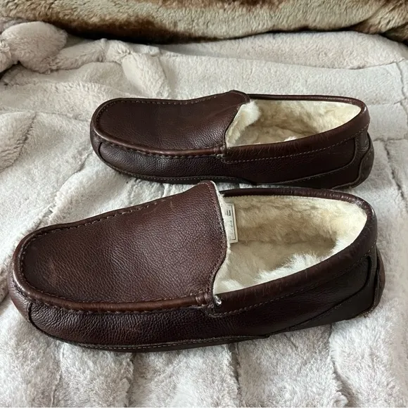 UGG Men’s Ascot Matte Brown Loafers with Plush Lining and Flexible Sole