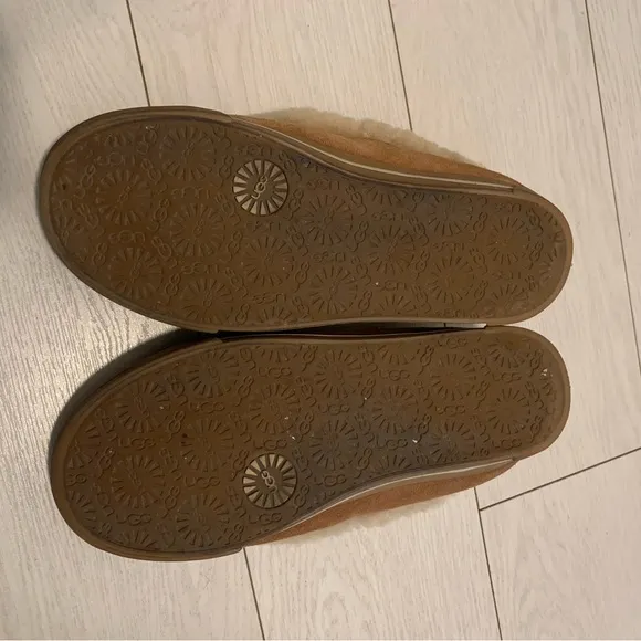 UGG Platform Suede Flat Slippers Carmel Brown Size 6