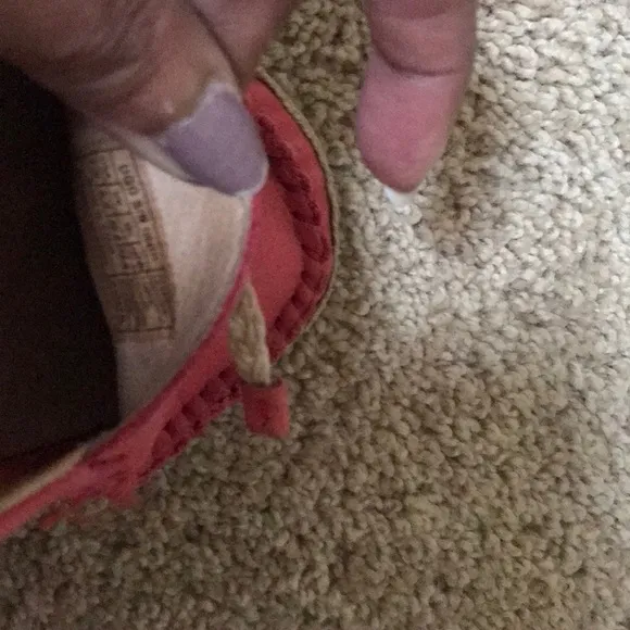 UGG size 7.5 syleste espadrille leather flats