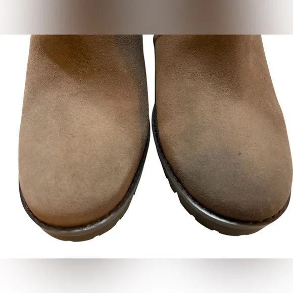 UGG Taupe Brown Stacked Heel Ankle Booties Ankle Boots - Size 6