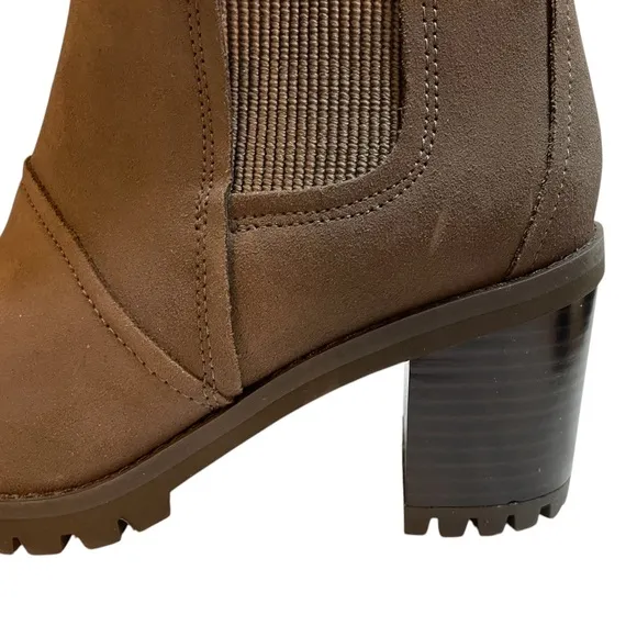 UGG Taupe Brown Stacked Heel Ankle Booties Ankle Boots - Size 6
